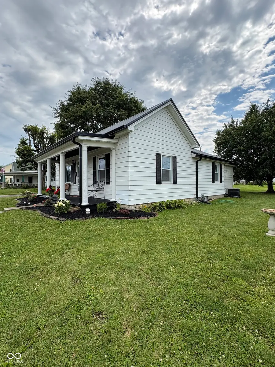 1530 N Eastern Avenue, Connersville, IN 47331 - #3