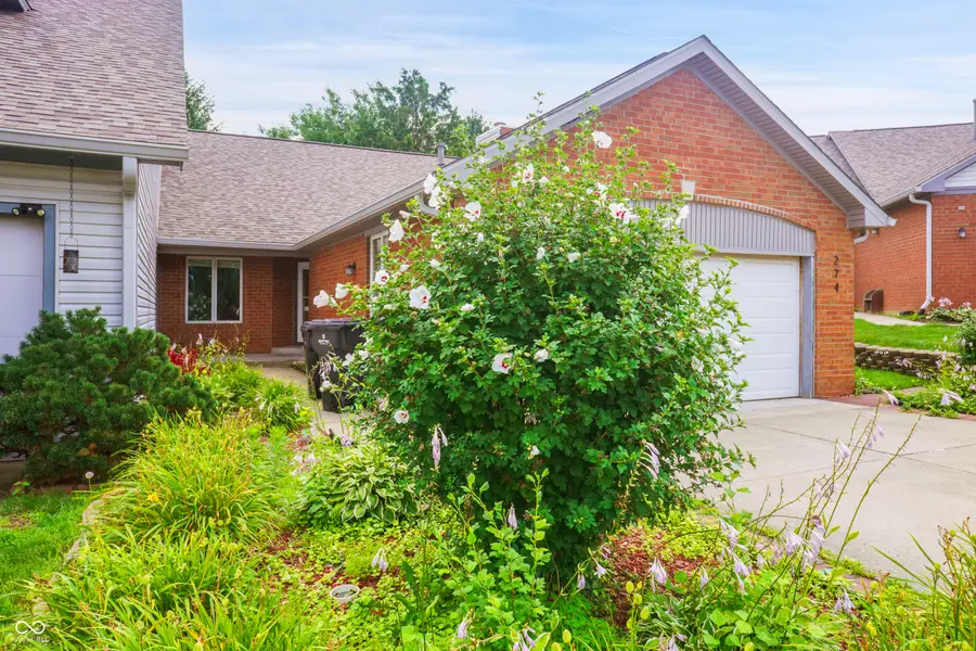 274 Golf Court, Greenwood, IN 46143 - #3