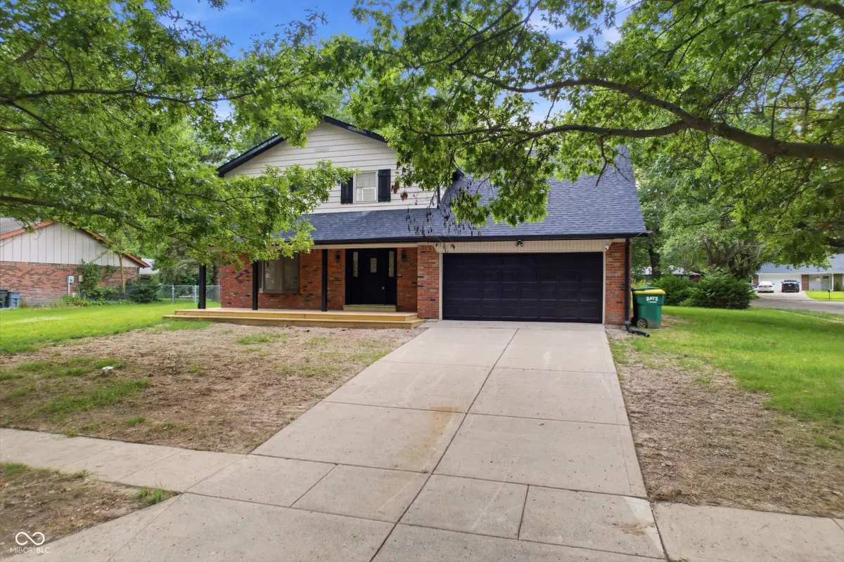 8006 Vineyard Drive, Indianapolis, IN 46260 - #1