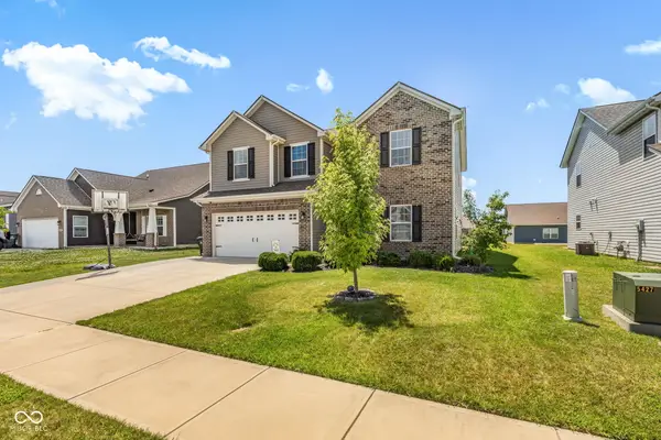 468 Tracewood Bend, Greenfield, IN 46140