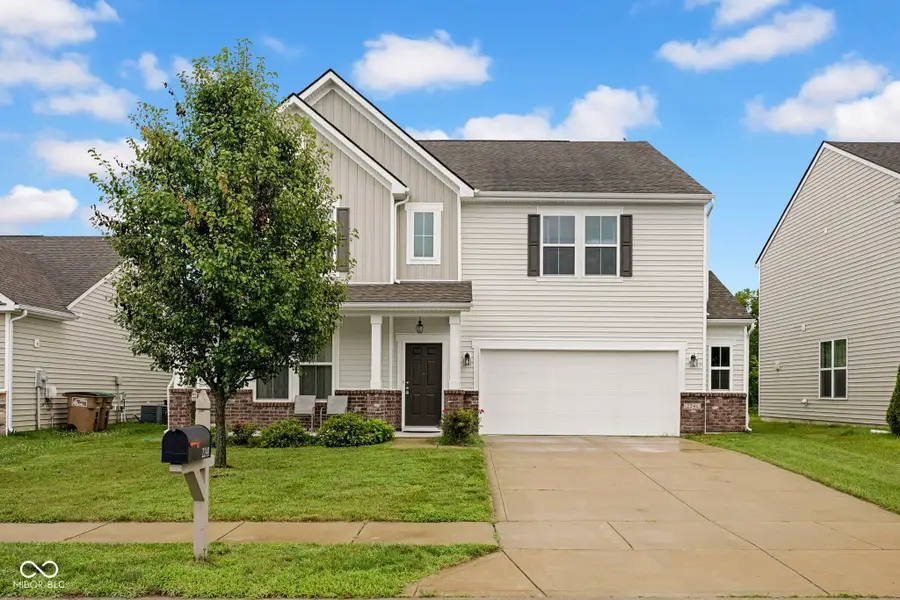 2241 Creek Bank Drive, Columbus, IN 47201 - #3
