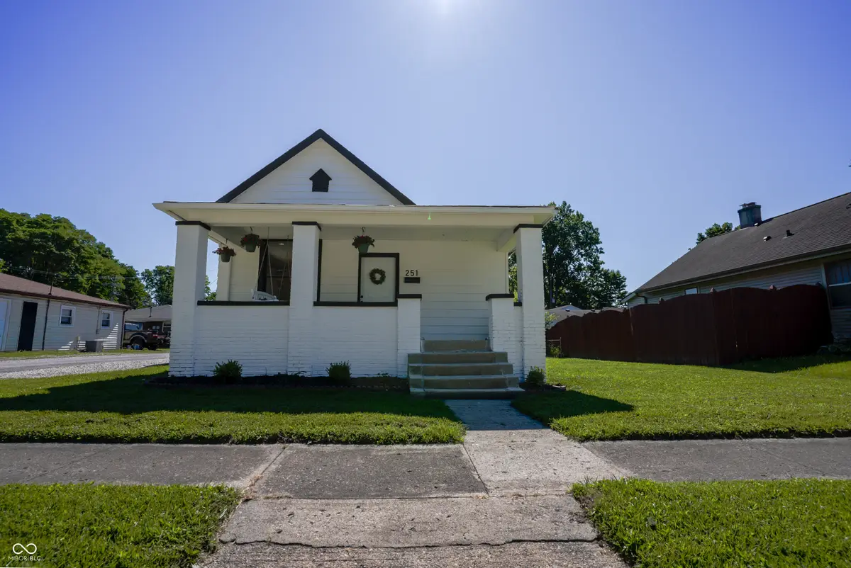 251 S Avon Avenue, Plainfield, IN 46168 - #1