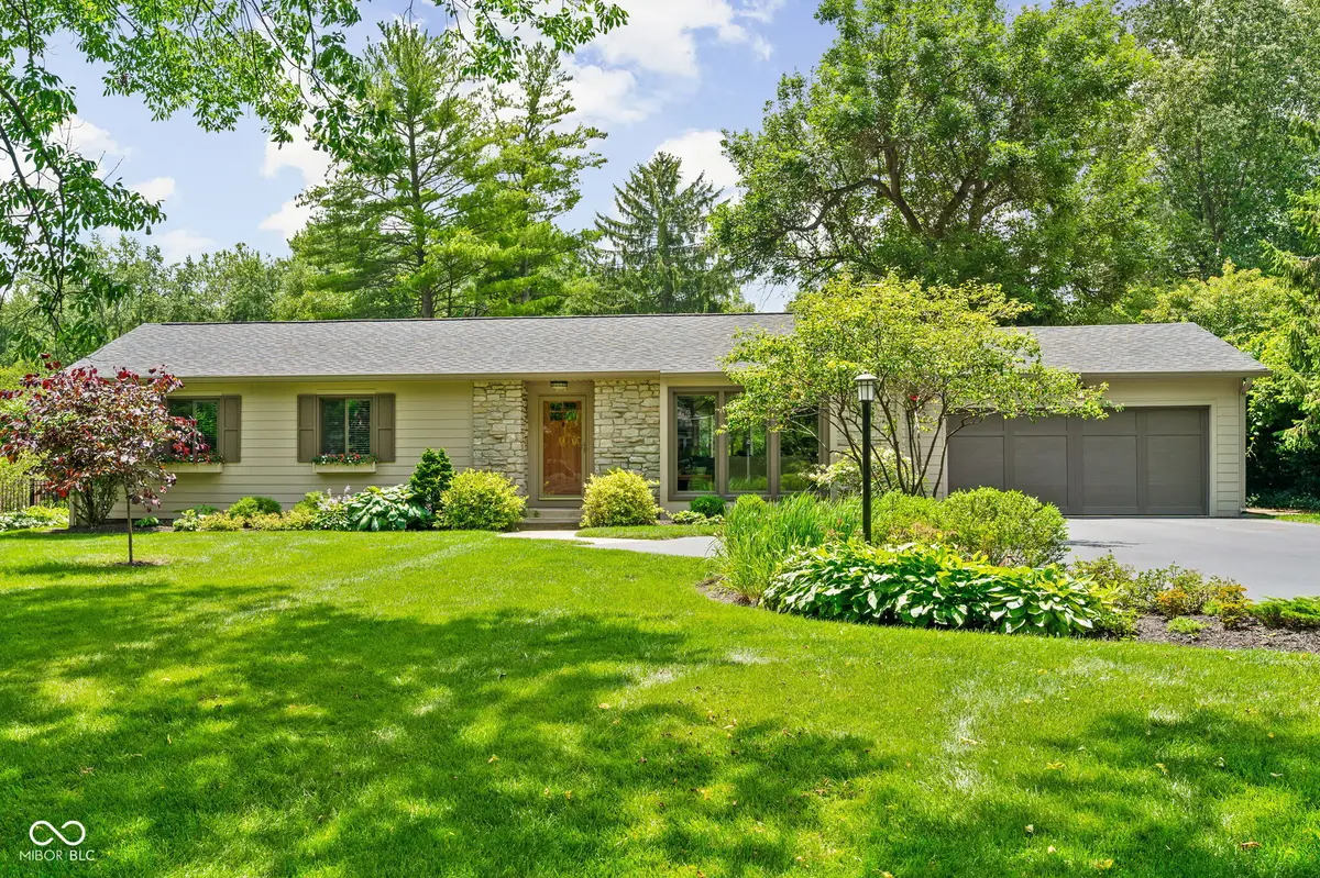 813 E 79th Street, Indianapolis, IN 46240 - #1