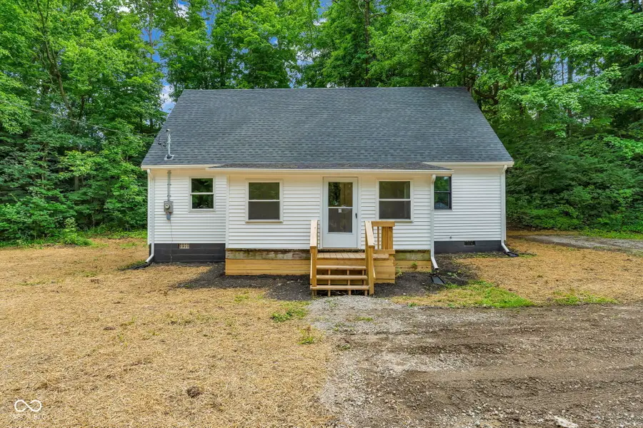 212 W Jackson Street, Veedersburg, IN 47987 - #2