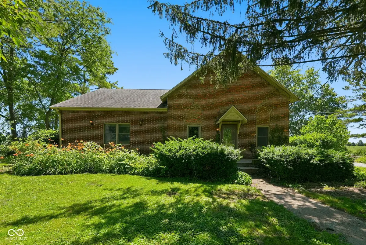 2100 N County Road 800 W, Yorktown, IN 47396 - #1