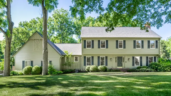 1045 Maxwell Lane, Zionsville, IN 46077