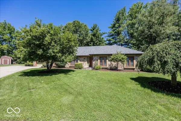 1214 Ironwood Drive W, Carmel, IN 46033