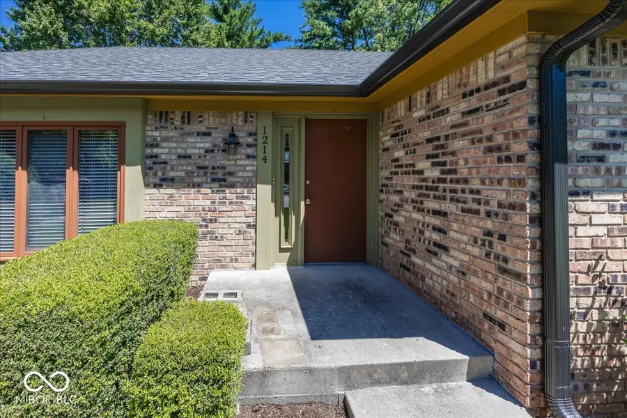 1214 Ironwood Drive W, Carmel, IN 46033 - #2