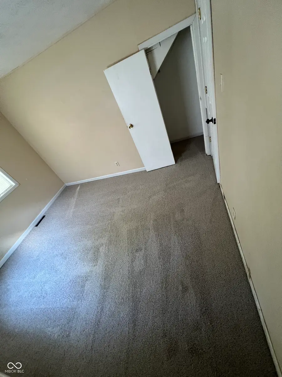 2304 S Meeker Avenue, Muncie, IN 47302 - #2