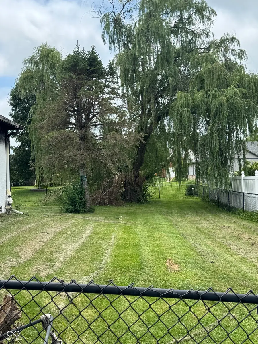 1675 E Jefferson Street, Franklin, IN 46131 - #2