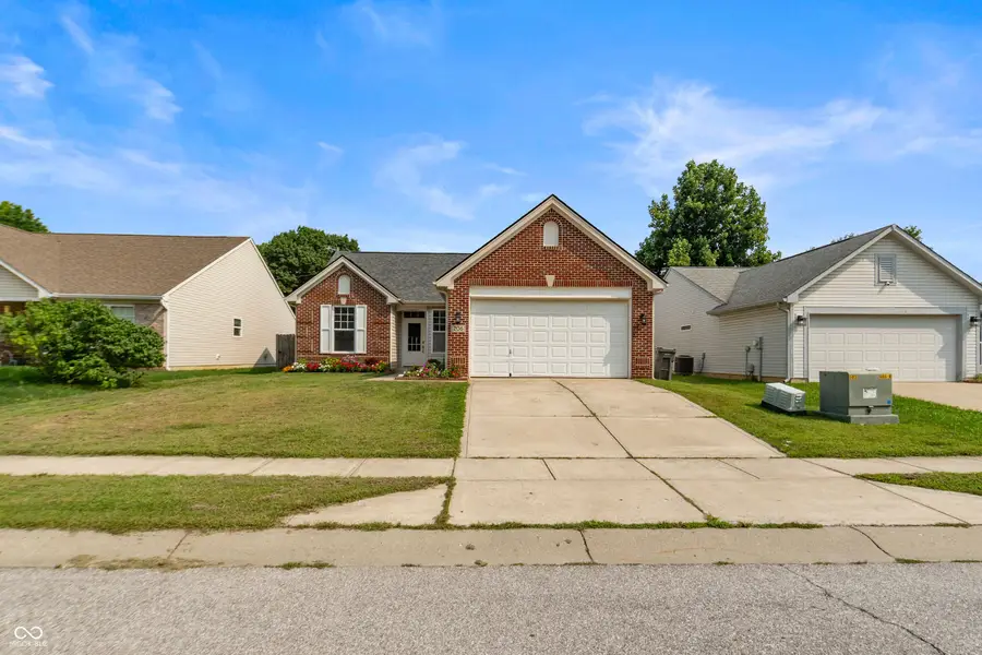 206 Meridian Gardens Lane, Indianapolis, IN 46217 - #2