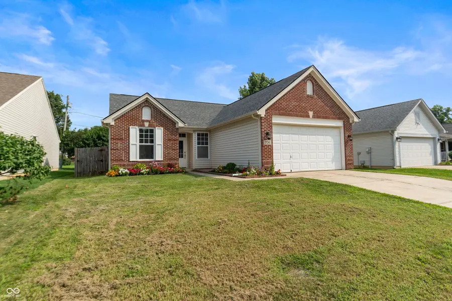206 Meridian Gardens Lane, Indianapolis, IN 46217 - #3