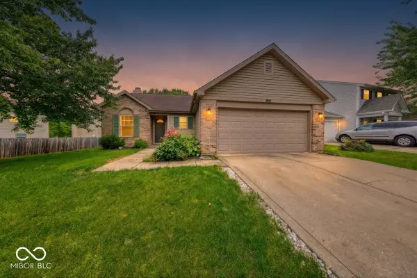 509 Speedway Woods Drive, Indianapolis, IN 46224