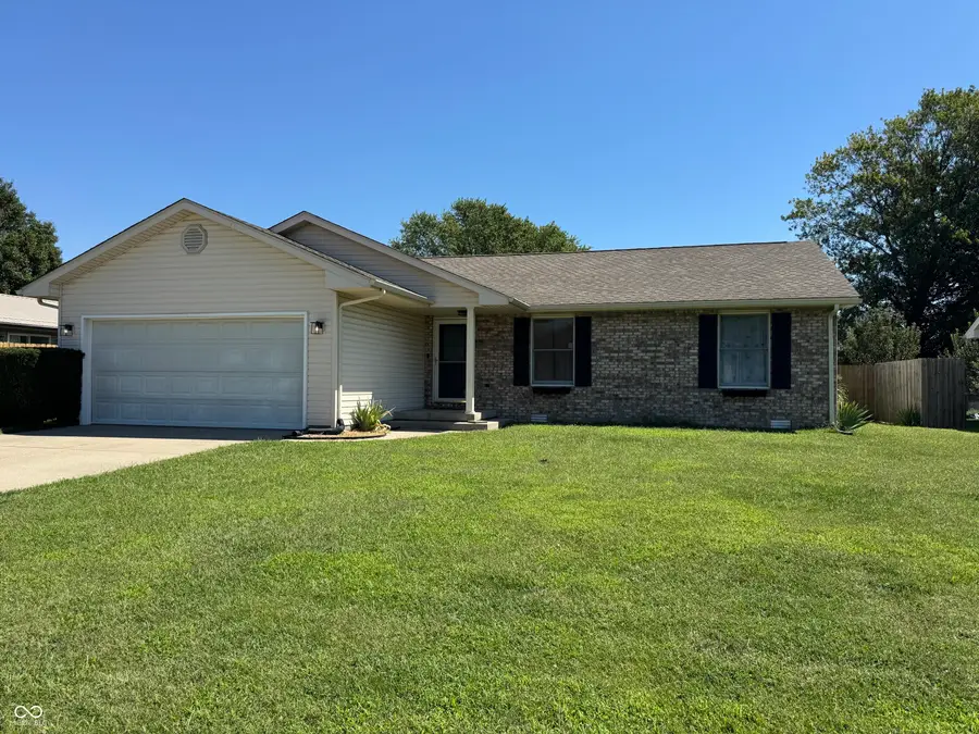 618 Idlewood Court, Seymour, IN 47274 - #2