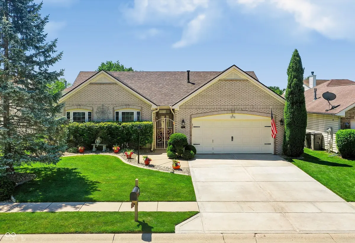 5943 Copeland Mills Drive, Indianapolis, IN 46221 - #1