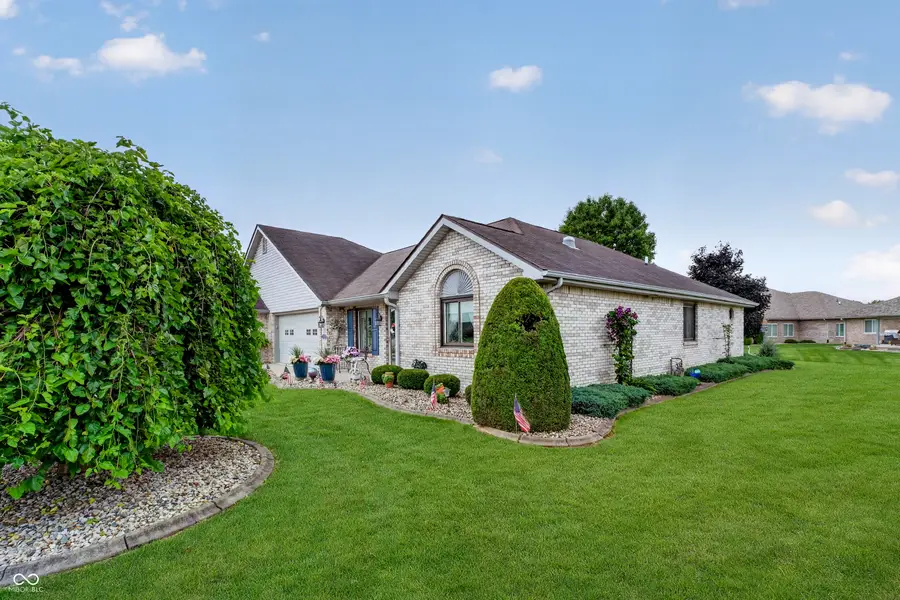 175 Warwick Way, Pendleton, IN 46064 - #2