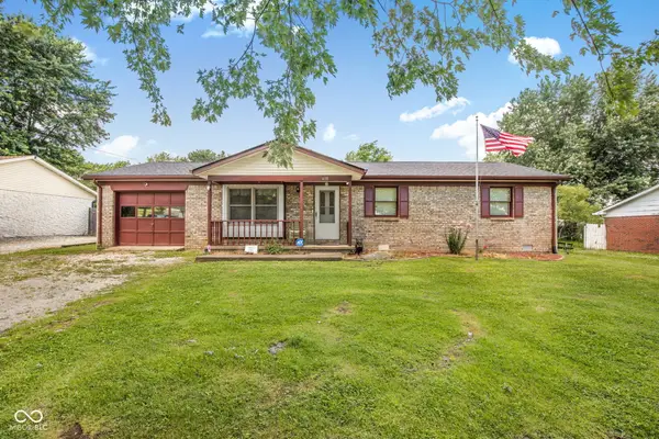 618 Meadows Drive, Mooresville, IN 46158
