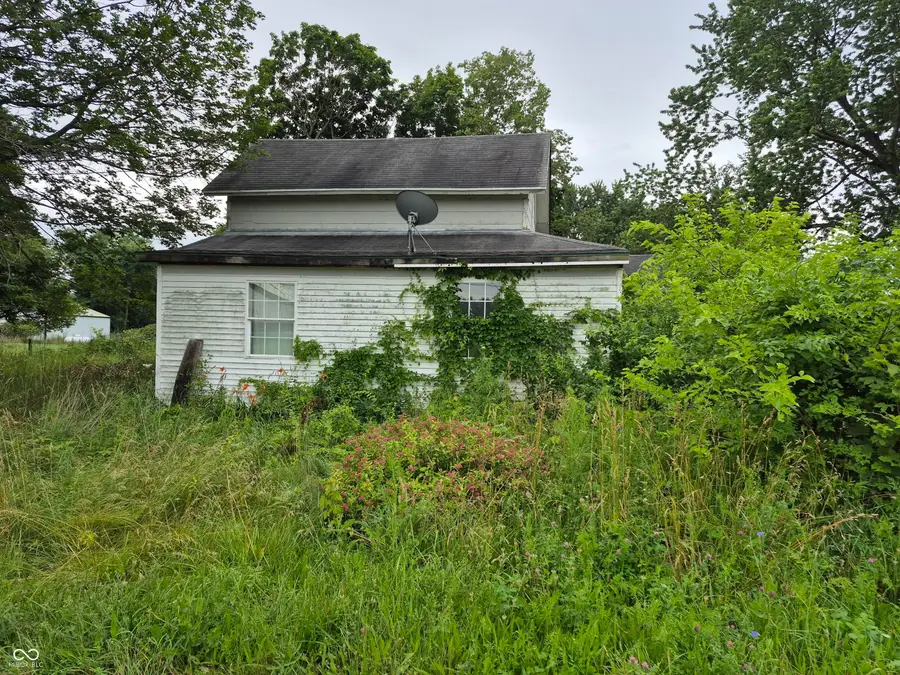 125 W Woodring Road, North Manchester, IN 46962 - #2