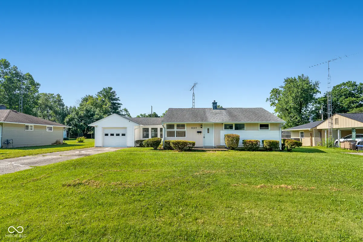 3117 31st Street, Columbus, IN 47203 - #1