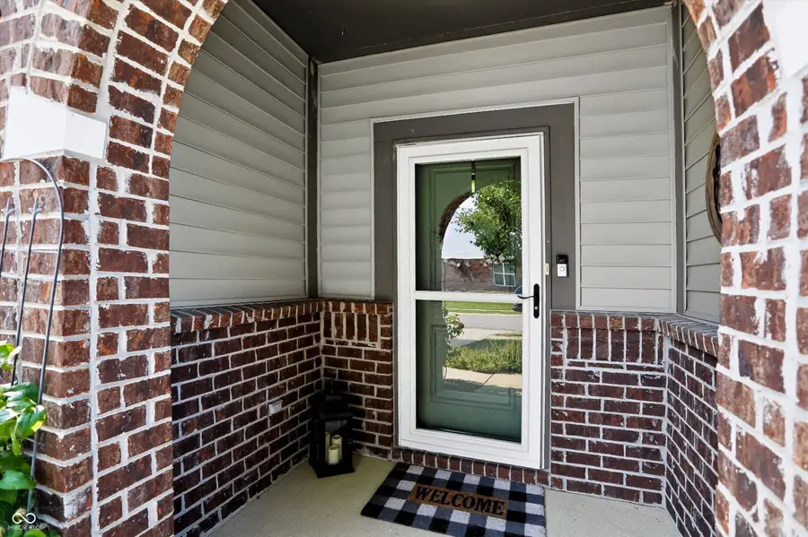 6629 W Deer Hill Drive, McCordsville, IN 46055 - #2