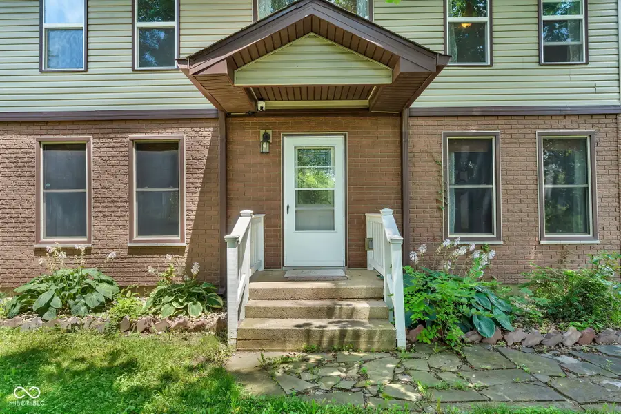 8 Mill Springs, Coatesville, IN 46121 - #3