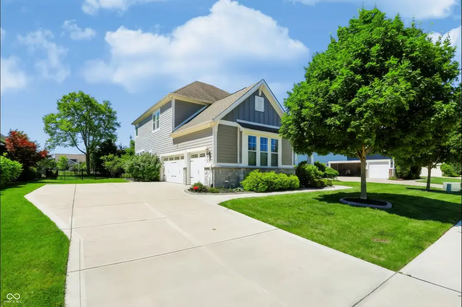 3561 Shady Lake Drive, Westfield, IN 46074 - #3