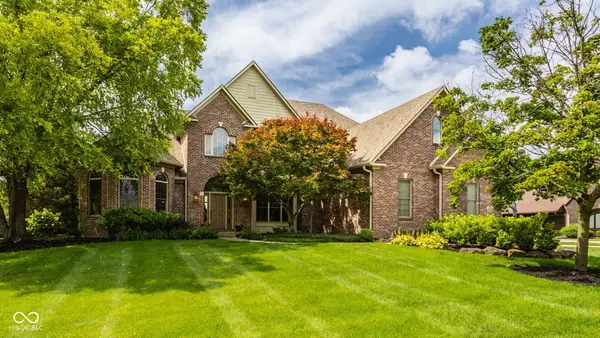 13788 Smokey Ridge Drive, Carmel, IN 46033