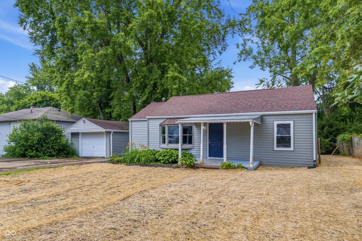 815 W Vinyard Street, Anderson, IN 46011 - #1