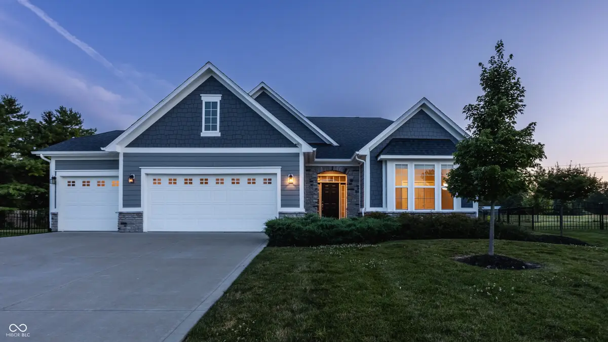 8035 Shaldon Court, Zionsville, IN 46077 - #1