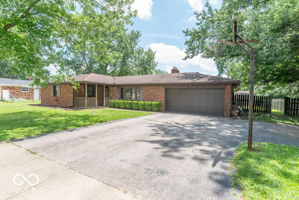 8885 E County Road 600 N, Brownsburg, IN 46112 - #1