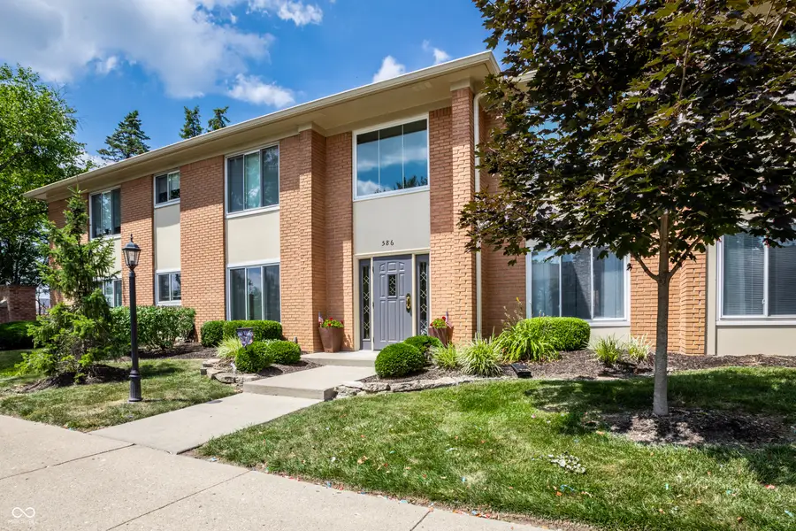 586 Hunters Drive #APT D, Carmel, IN 46032 - #2