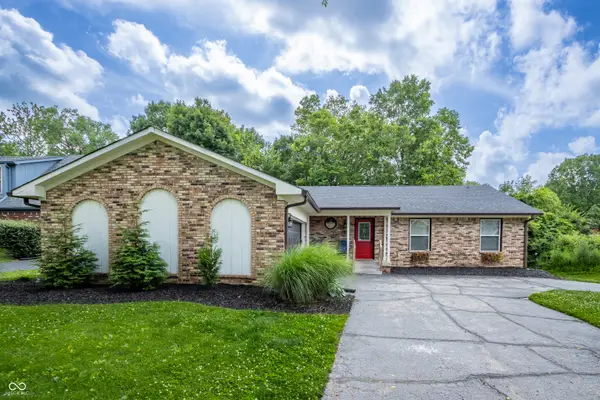 140 Appletree Row, Greenwood, IN 46142