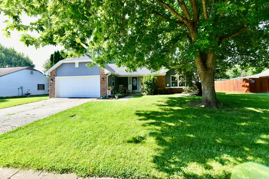 153 W Foxwood Drive, Brownsburg, IN 46112 - #2