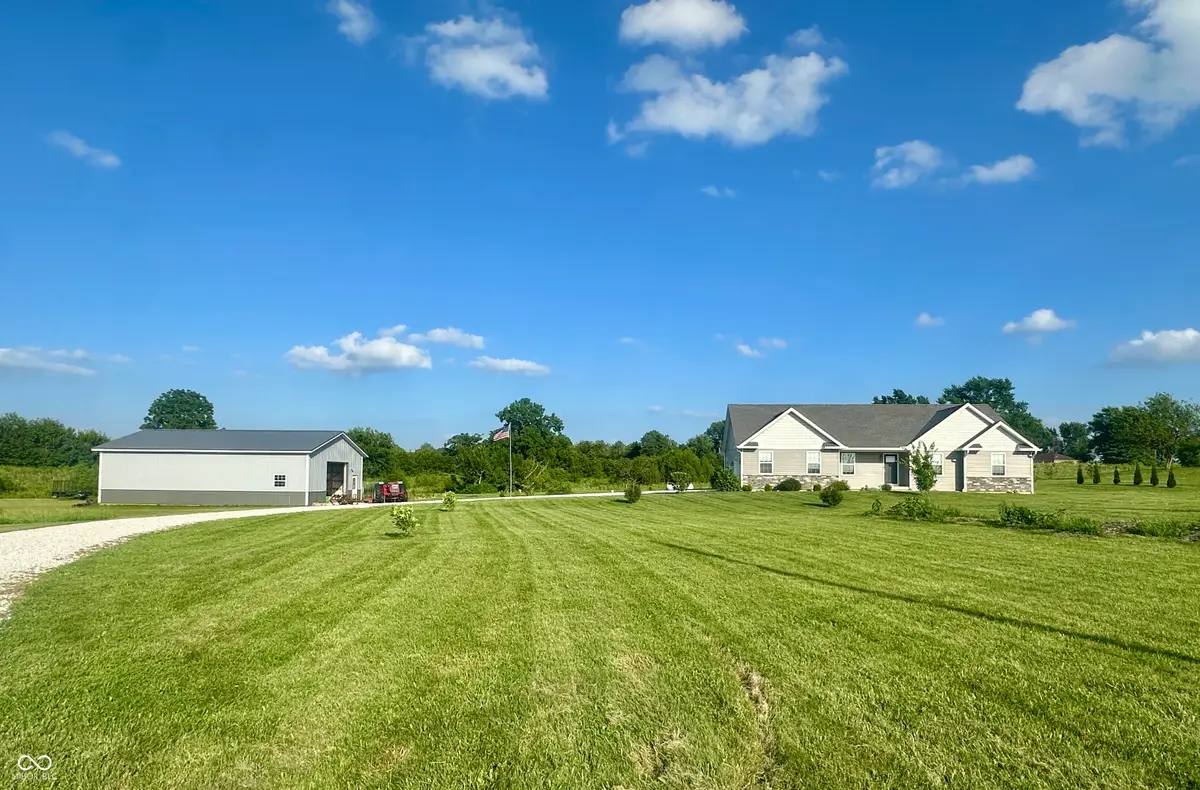 11647 N Us Highway 231, Roachdale, IN 46172 - #1