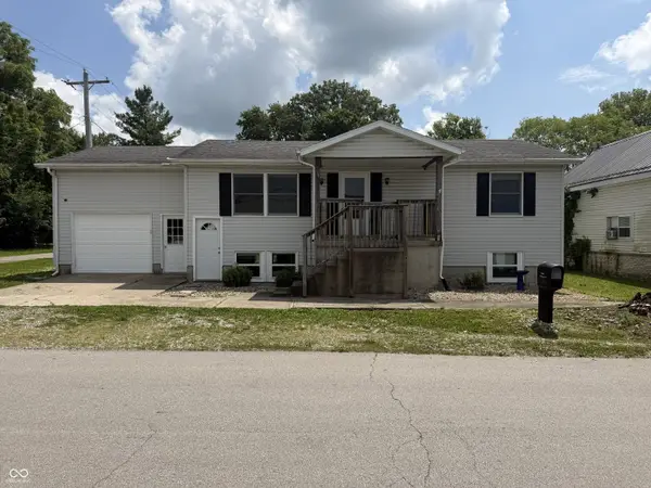 423 N Sycamore Street, Ladoga, IN 47954