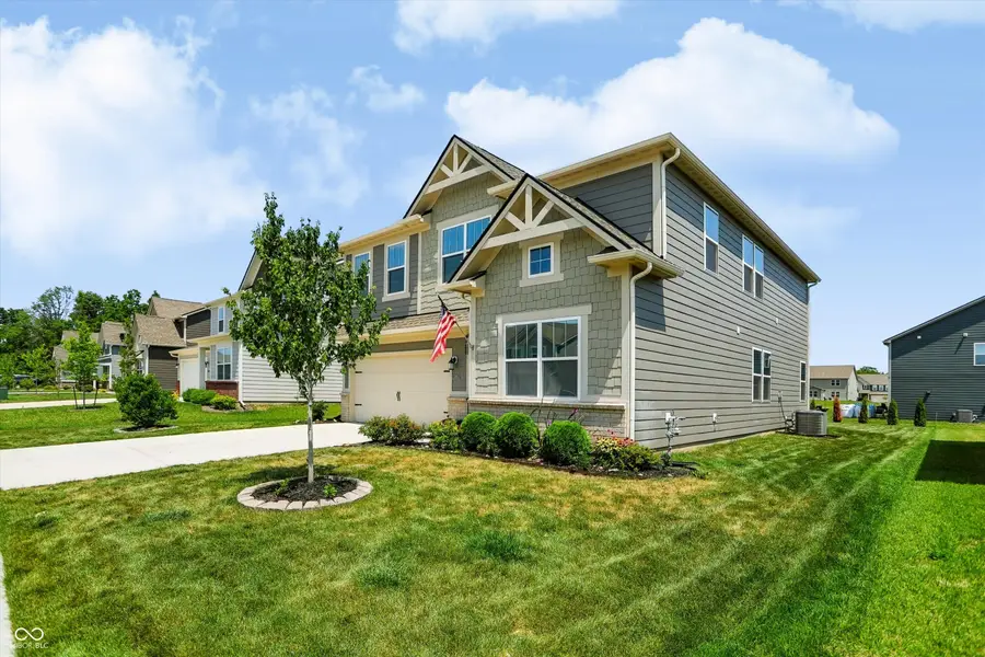 1096 Sunderland Drive, Greenwood, IN 46143 - #2