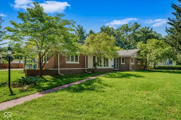 3233 Woodland Parkway, Columbus, IN 47203