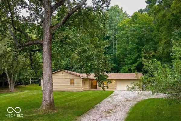 1545 S Wolfcreek Road, Columbus, IN 47201