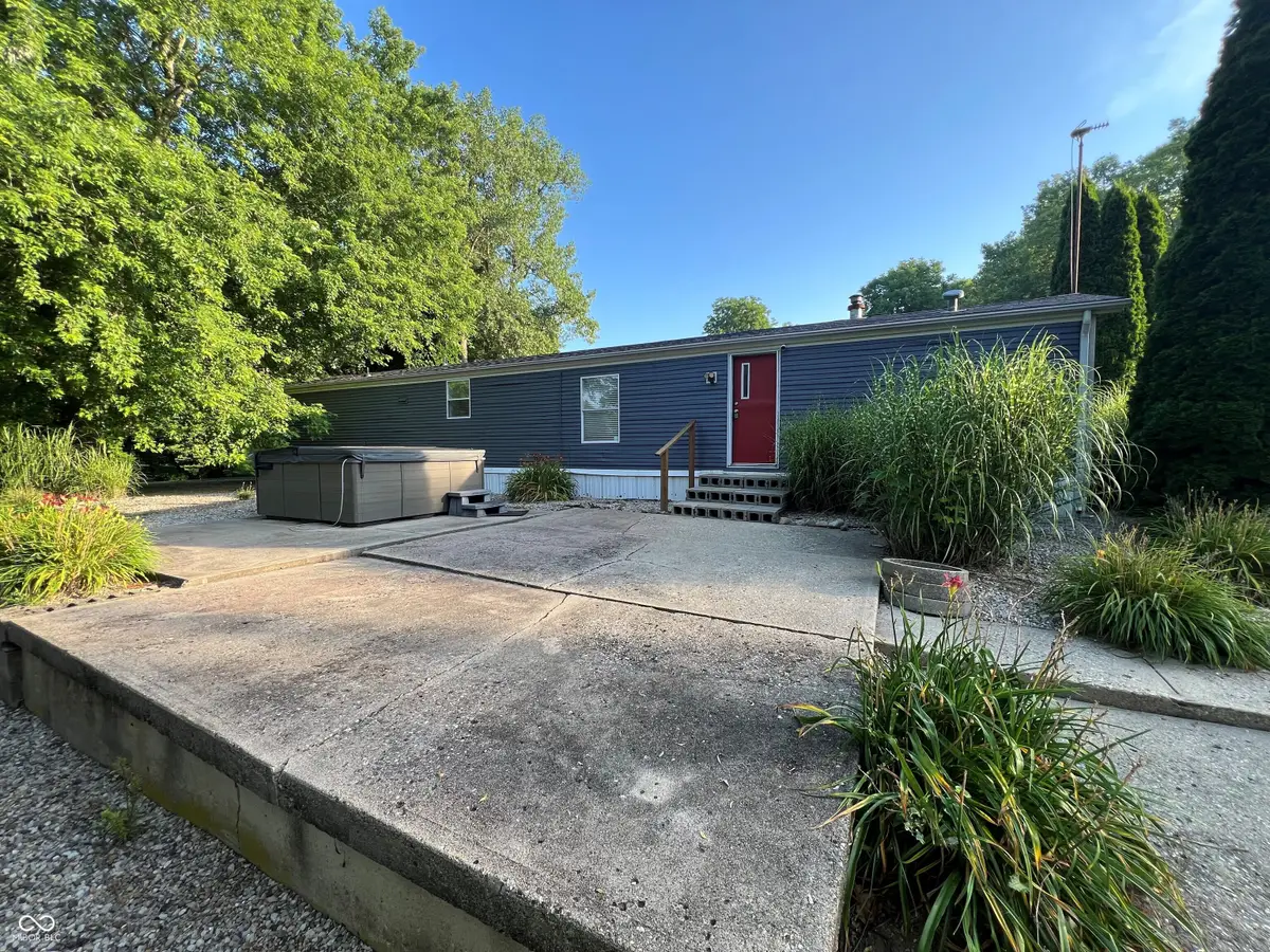 10751 E 750 N, Colfax, IN 46035 - #1