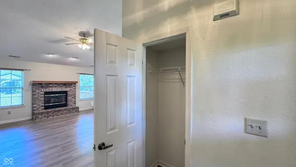 2119 W Van Arsdall Court, Columbus, IN 47201