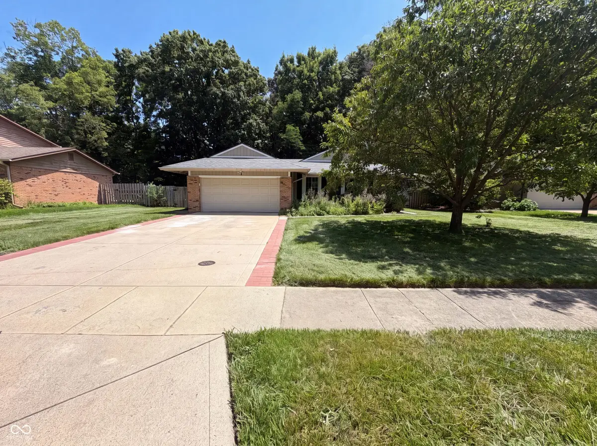 8223 Taunton Road, Indianapolis, IN 46260 - #1