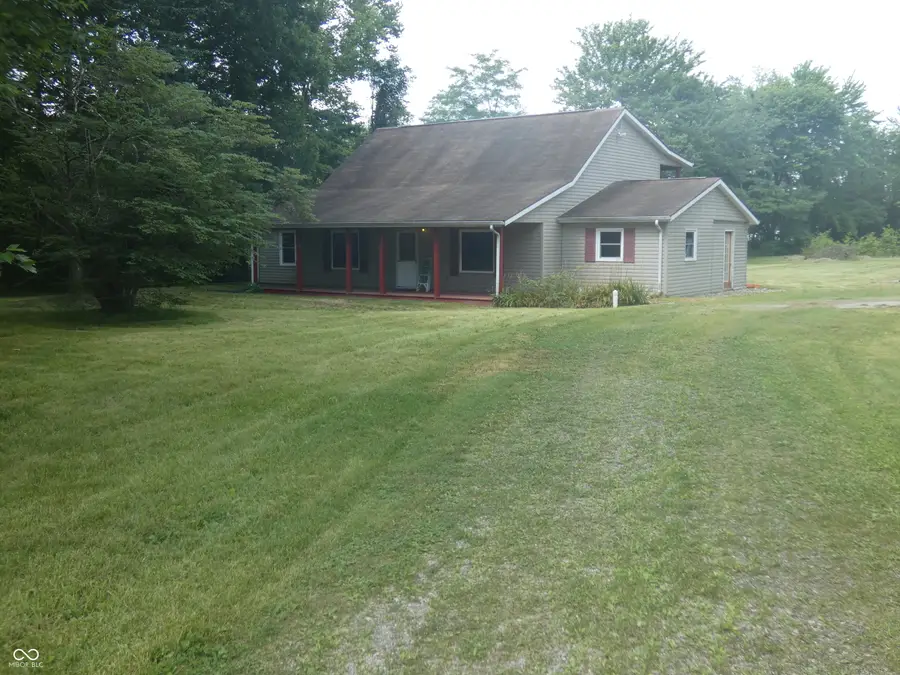 6546 N County Road 1300 E, Seymour, IN 47274 - #2