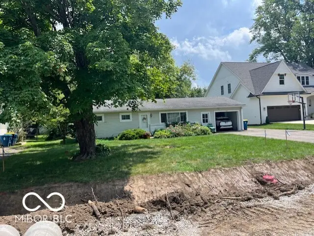 925 W Auman Drive, Carmel, IN 46032 - #1