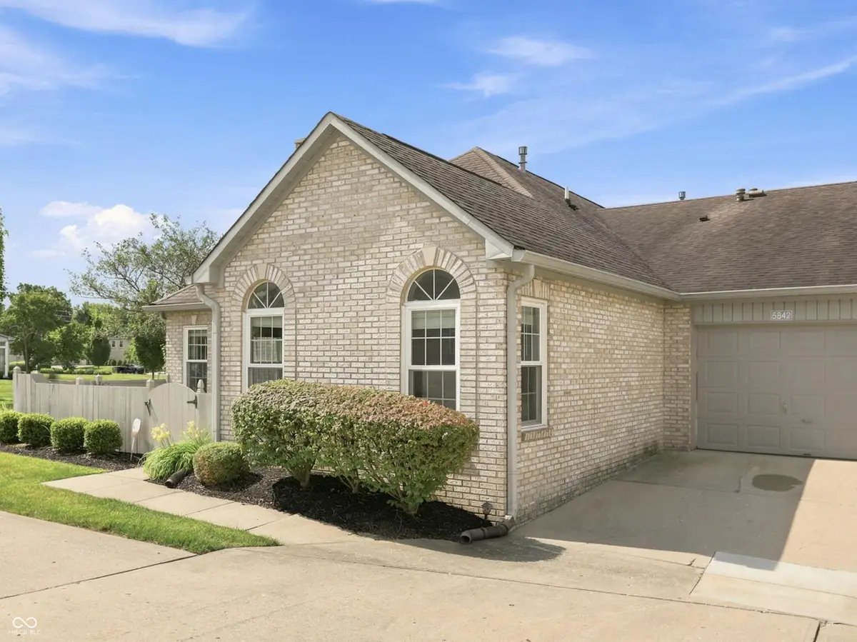 5842 Quail Run Drive, Indianapolis, IN 46237 - #1