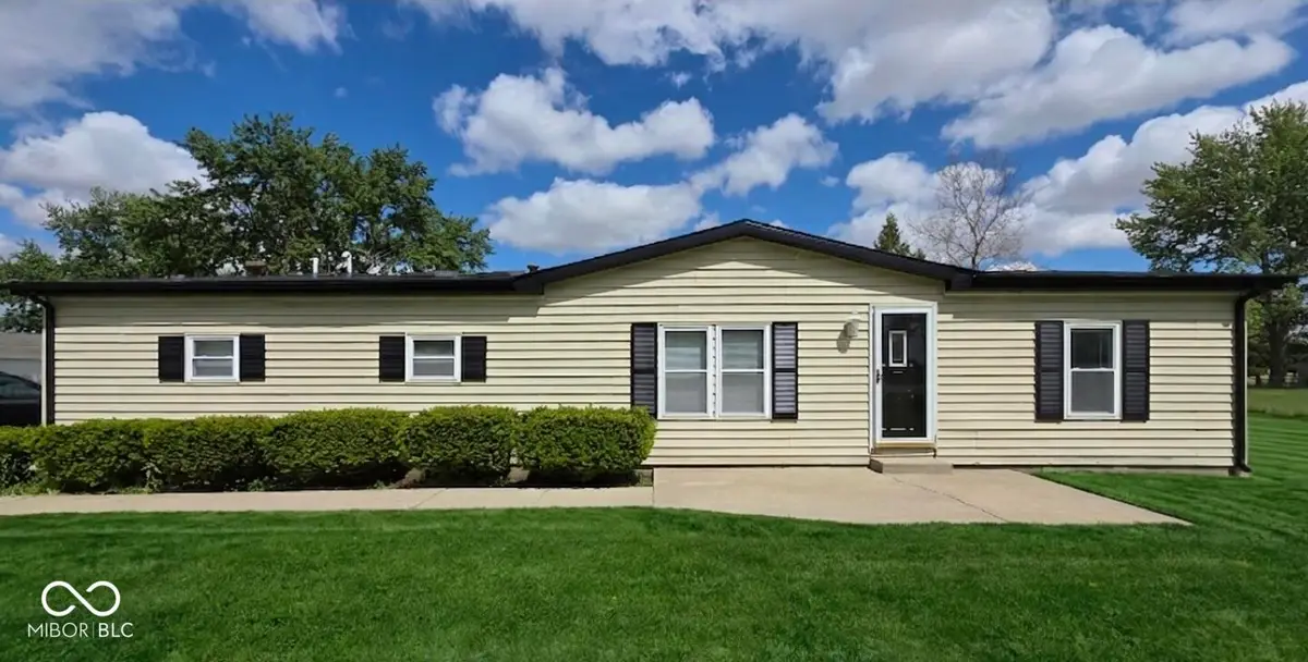 562 S 400 E, Kokomo, IN 46902 - #1
