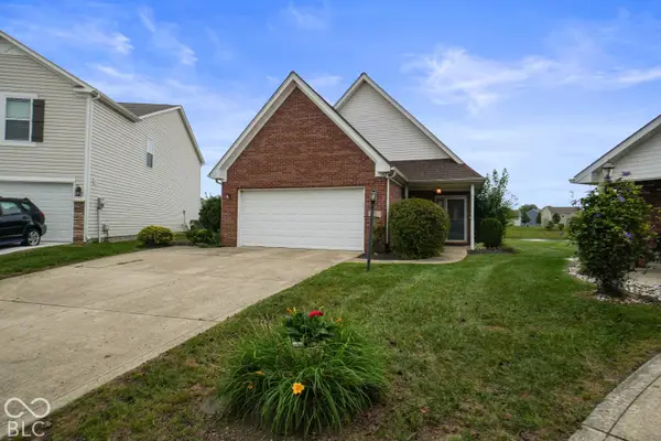 907 Amesbury Court, Indianapolis, IN 46217