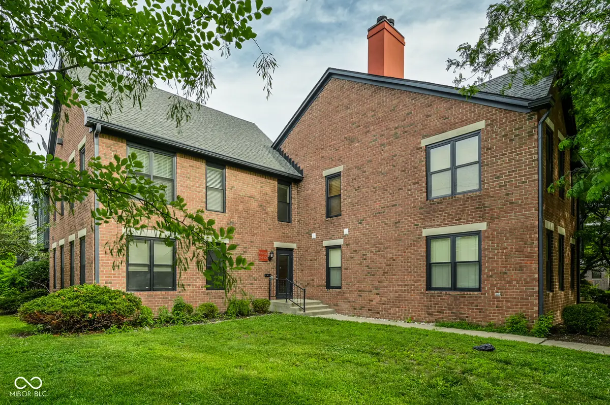 802 N Park Avenue, Indianapolis, IN 46202 - #1