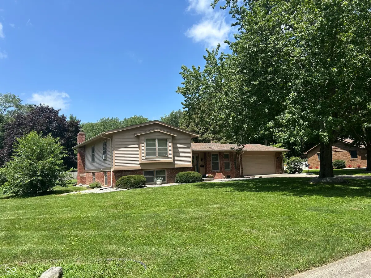 601 Woodmere Drive, Anderson, IN 46011 - #1