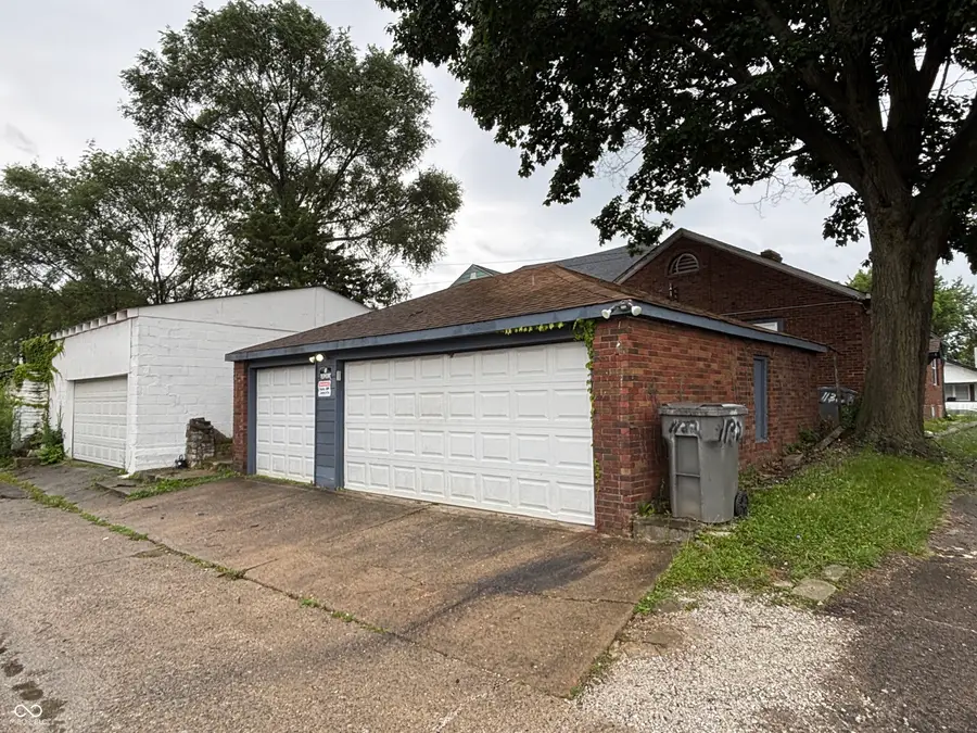 1130 E Kelly Street, Indianapolis, IN 46203 - #2
