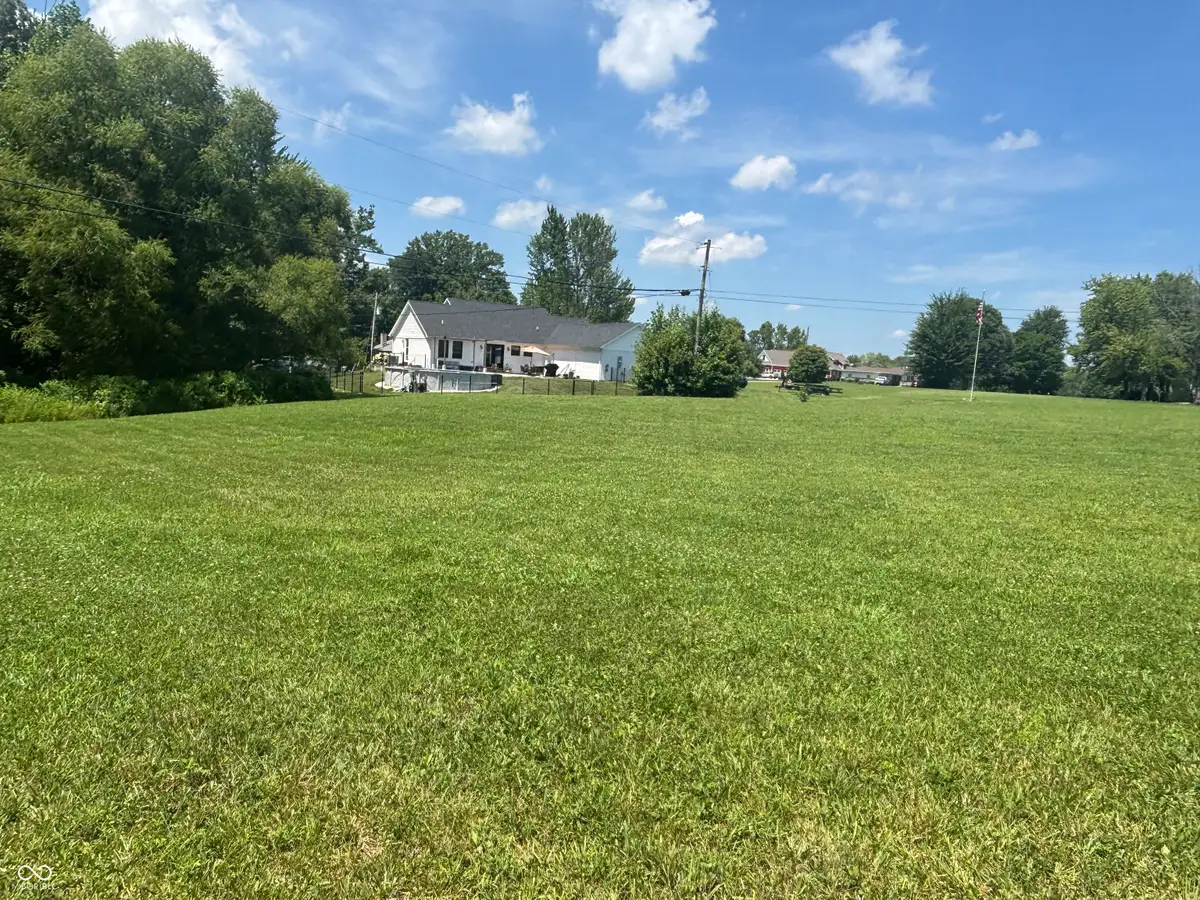 382 W Itawamba, Greensburg, IN 47240 - #1